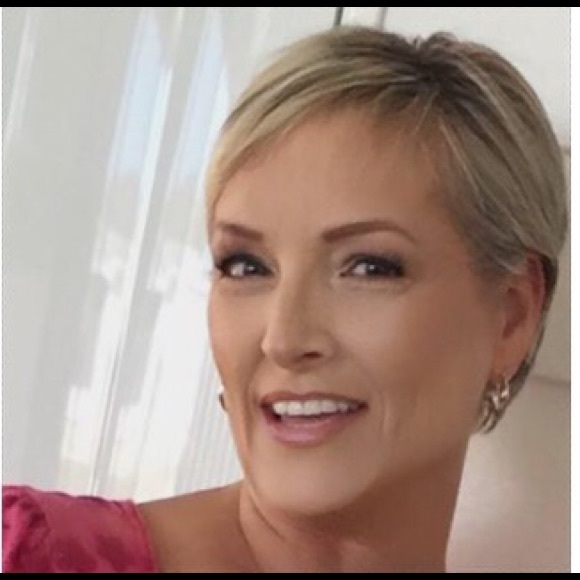 Meet your Posher, Lee - Picture 1 of 1